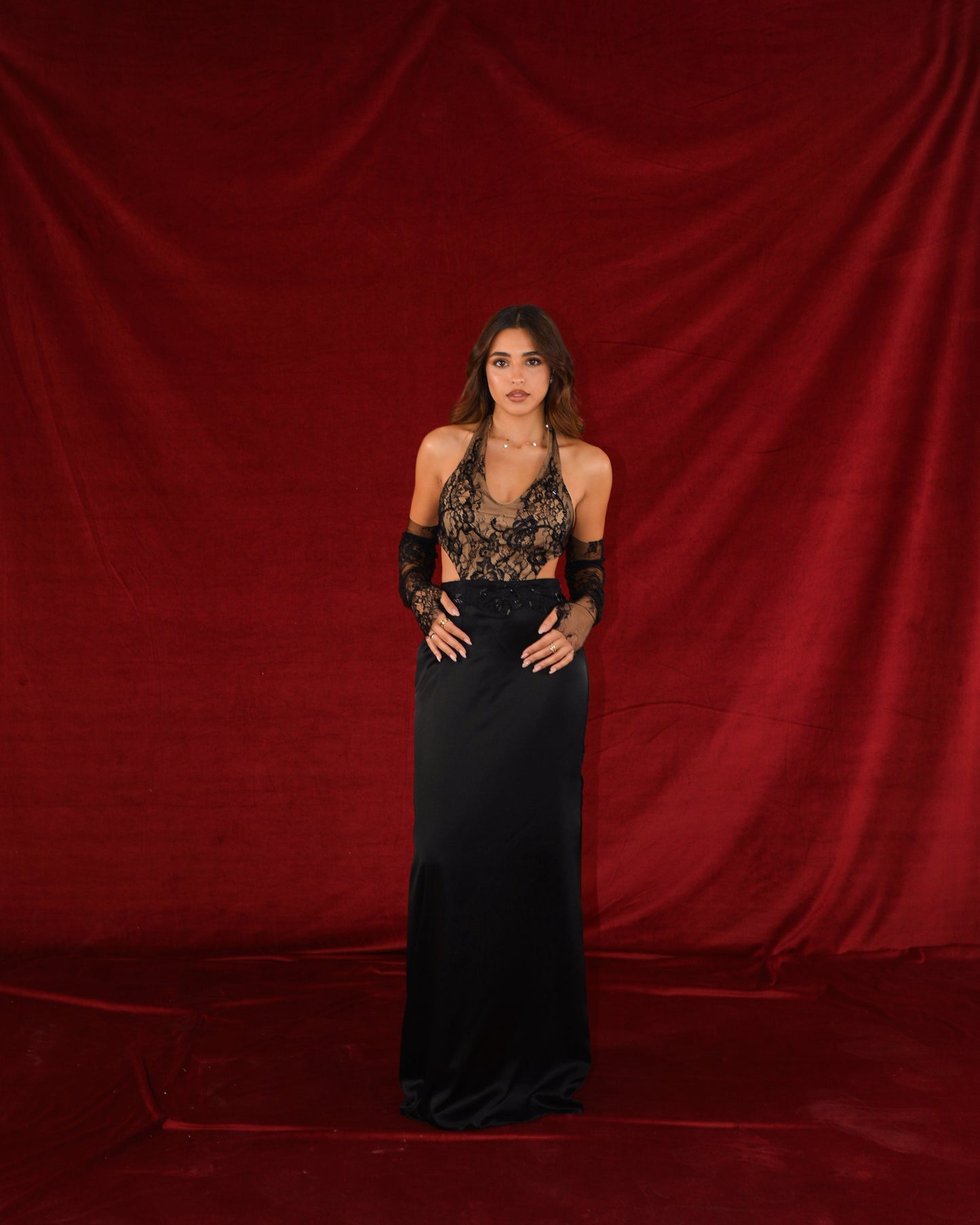 NOIR BLOOM GOWN