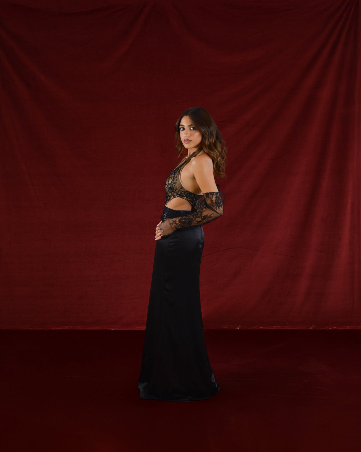 NOIR BLOOM GOWN
